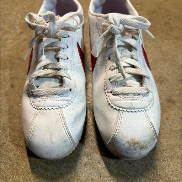 Nike Cortez White and Red Sneakers - Picture 5 of 6